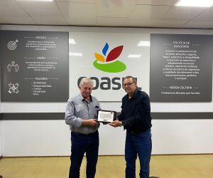  Coasul Recebe Homenagem da recapadora PPneus