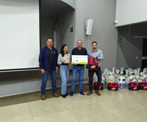  COASUL PREMIA AVICULTORES DESTAQUE DOS MESES DE MAIO E JUNHO