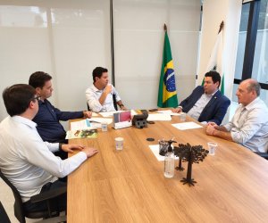  &#8203;COASUL APRESENTA DEMANDAS AO SECRETÁRIO GUTO SILVA E AO DEPUTADO GUGU BUENO