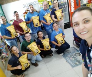  COASUL CELEBRA A P&Aacute;SCOA COM ENTREGA DE COLOMBAS A COLABORADORES