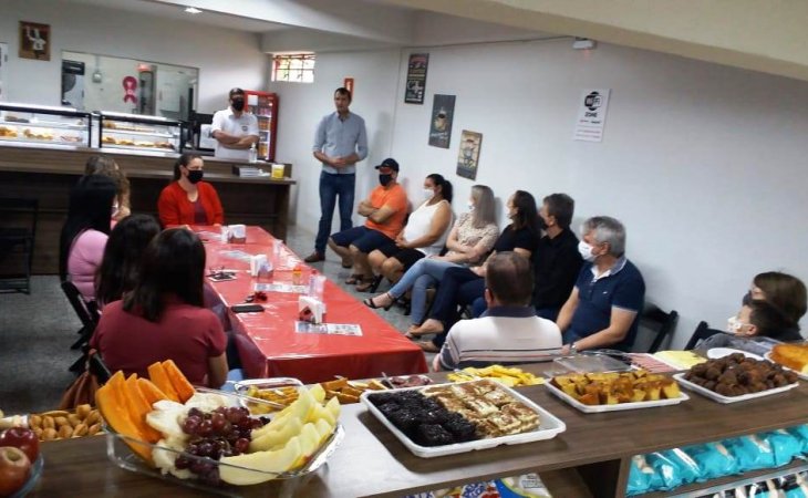  SuperCoasul São Jorge D'Oeste faz homenagem aos professores