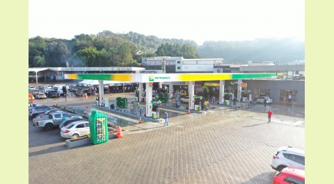 COASUL INAUGURA SEGUNDO POSTO DE COMBUST&Iacute;VEIS EM FRANCISCO BELTR&Atilde;O E AMPLIA PRESEN&Ccedil;A NO MUNIC&Iacute;PIO