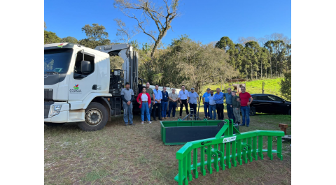 Coasul realiza entrega de implementos agrícolas a Comunidade Terapêutica Betel de Francisco Beltão.