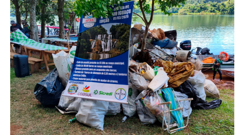 COASUL REFOR&Ccedil;A COMPROMISSO AMBIENTAL E PARTICIPA DE LIMPEZA DO RIO IGUA&Ccedil;U EM SULINA